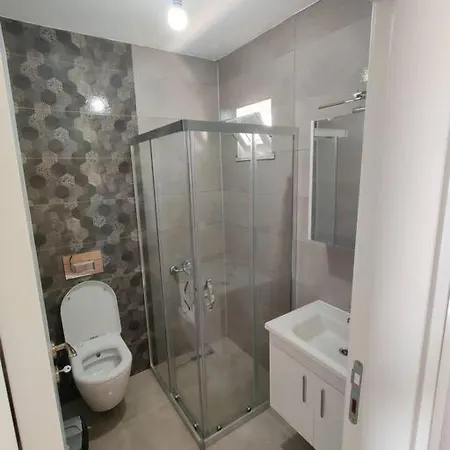 Hotell Serene 3-bed With Pool, Stunning Views & Access In 4*